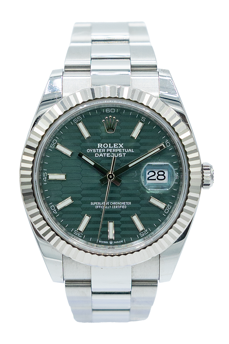 Rolex reference "126334" Datejust steel luxury watch with green "motif" dial